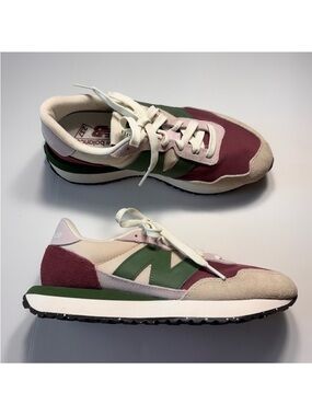 New Balance 237 Athletic Sneakers Retro Maroon Green Women’s Size 7.5 LIKE NEW